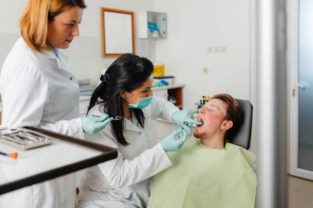 Best Mobile Emergency Dentist in Lliams Bay, WI